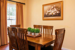 2 BR Secluded patio with courtyard 5107P2